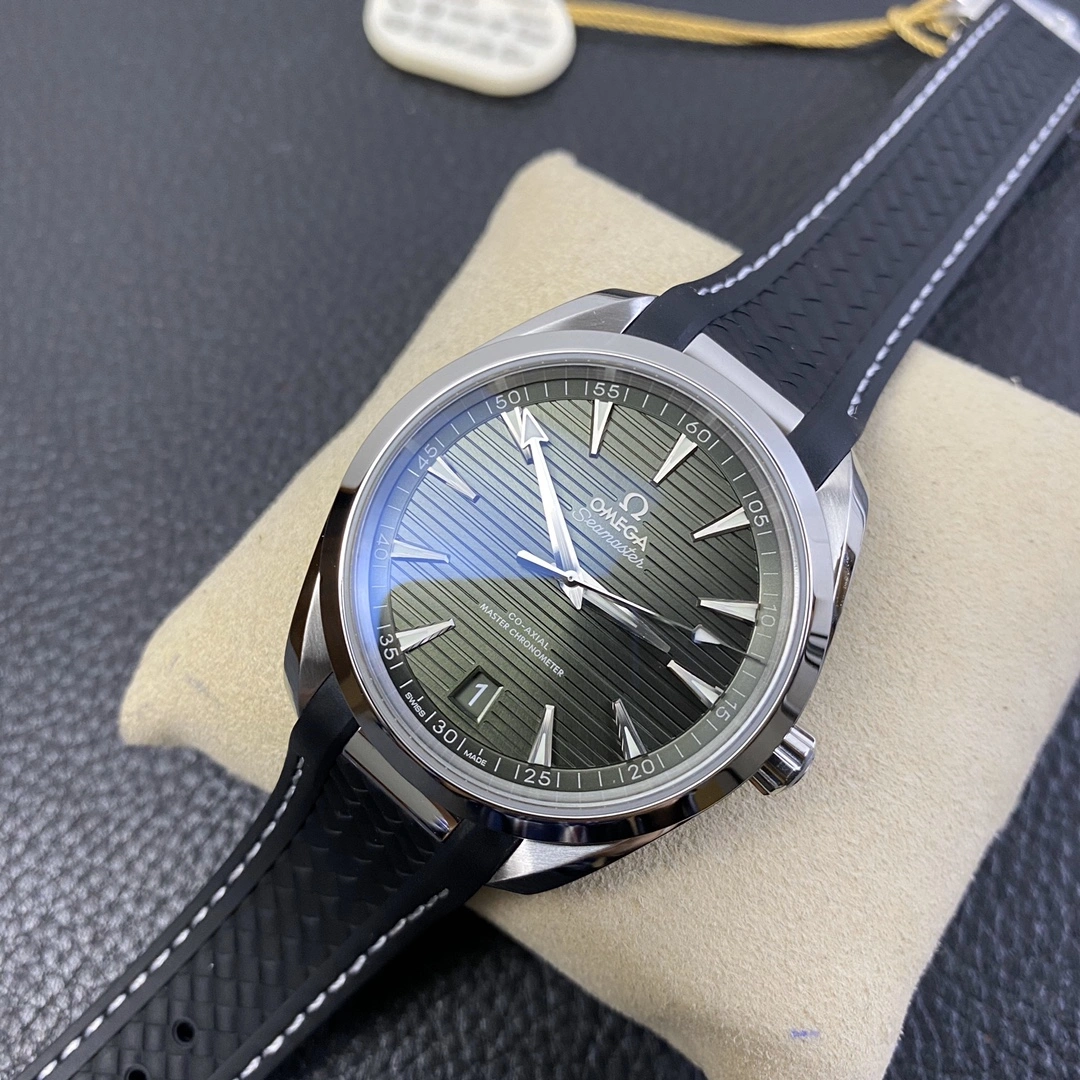 Bold CBD Factory Omega Seamaster Aqua Terra 150M 41mm Green Dial Rubber Strap (220.12.41.21.10.001) 1:1 Super Clone – DD8900 Movement 266